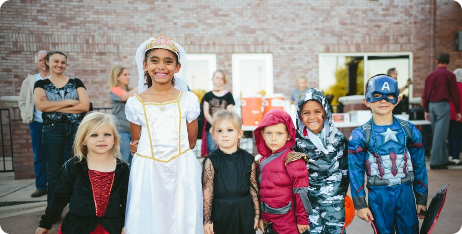 kid's costumes